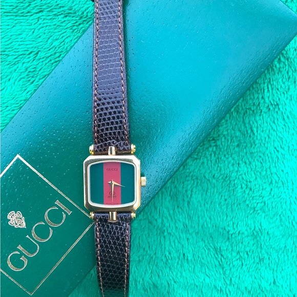 Ladies Gucci watch 💛💚❤️ - Picture 1 of 13